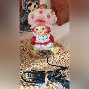 Vintage Strawberry shortcake Kids Night Light Figurine